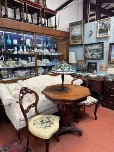 Old Vintage Antiques & Collectibles